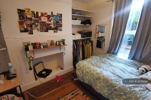 5 bedroom terraced house to rent, Hanover Terrace, Brighton, BN2