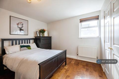 1 bedroom flat to rent, Orchard Court, London, SE26