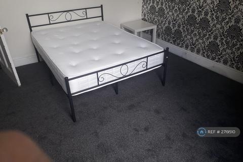 undefined, Great Western Road, Glasgow, G4