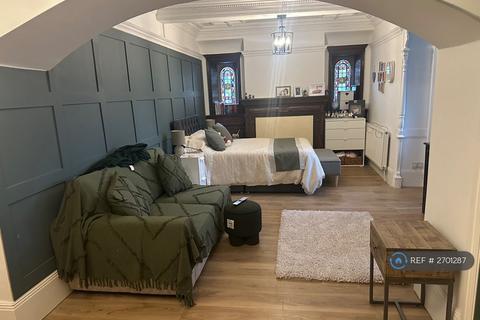 undefined, Town Lane, Bradford, BD10