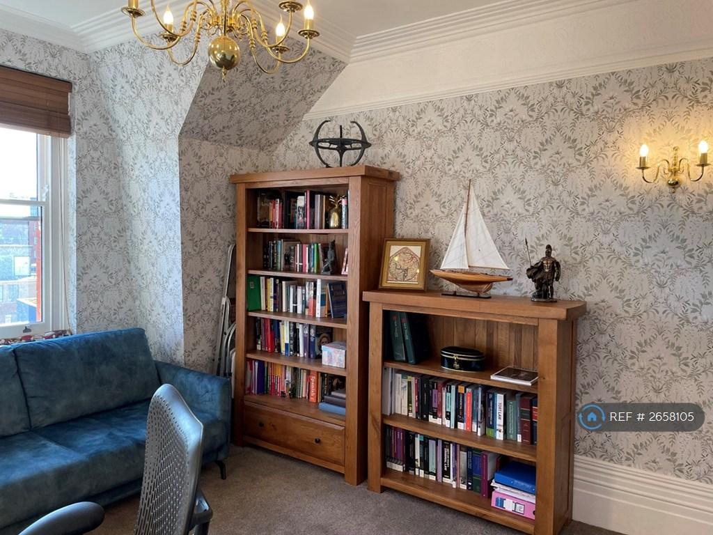 Study/Bedroom 2