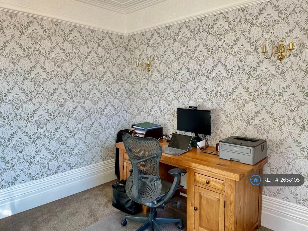 Study/Bedroom 2