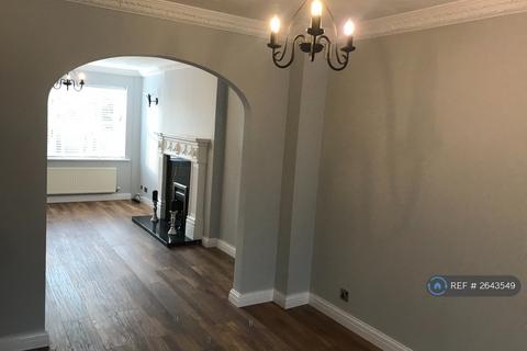 4 bedroom detached house to rent, Cheviot Avenue, Lytham St. Annes, FY8