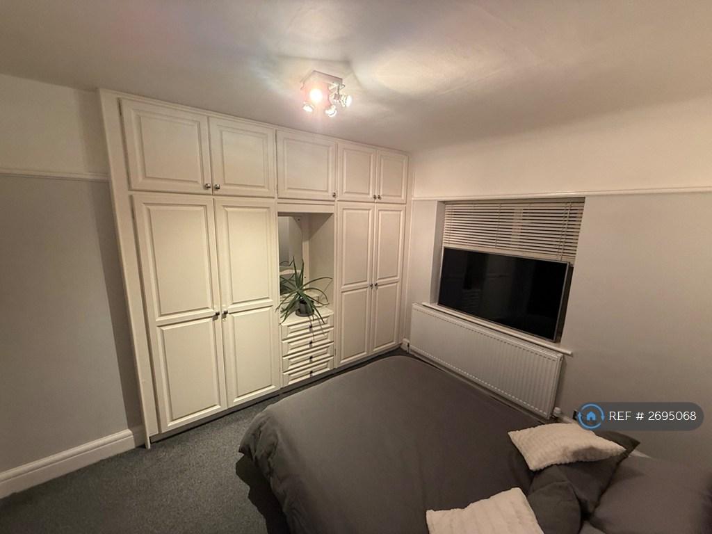 Bedroom 2 Double
