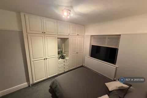 undefined, Warwick Road, Coulsdon, CR5
