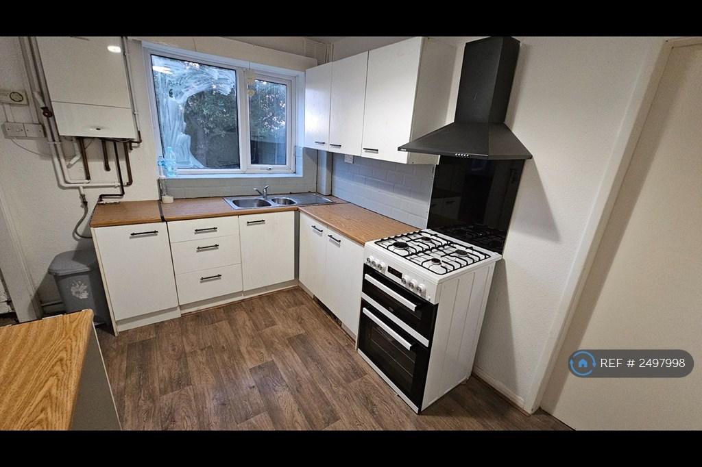 Kitchen 1