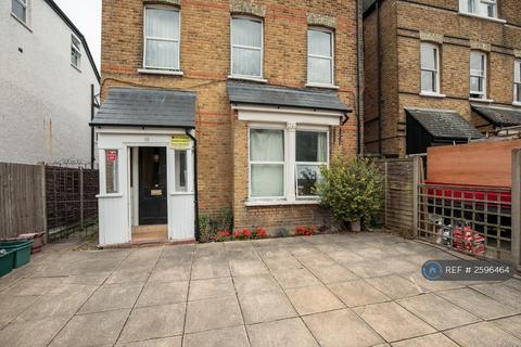 1 bedroom in a flat share to rent, Kingston Upon Thames, Kingston Upon Thames, KT1