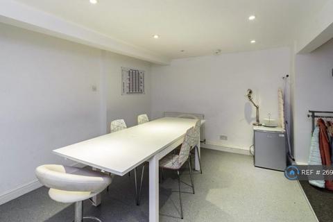 6 bedroom terraced house to rent, Lewes Road, Brighton, BN2
