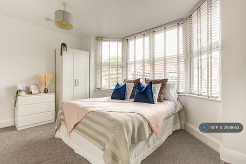 1 bedroom in a house share to rent, Ditchling Road, Brighton, BN1