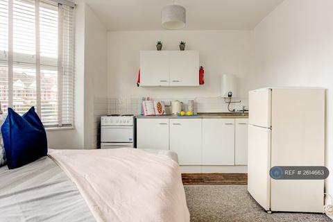 1 bedroom in a house share to rent, Ditchling Road, Brighton, BN1