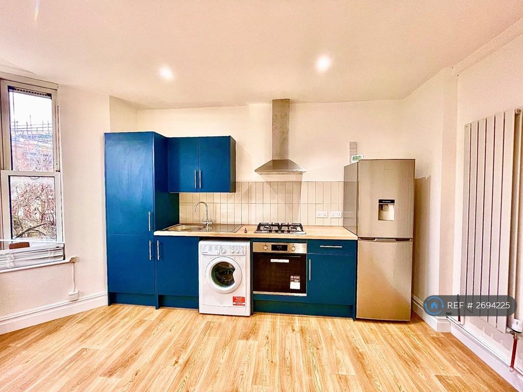 Kitchen/Lounge