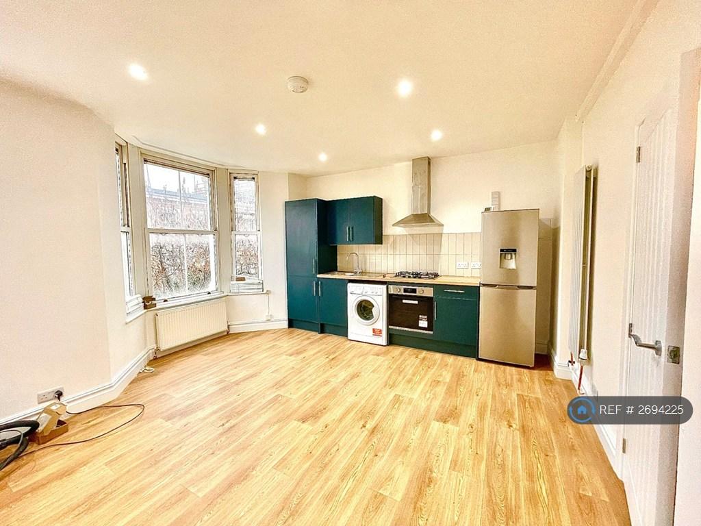 Kitchen/Lounge