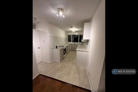 2 bedroom flat to rent, Glamis House, Warley, Brentwood, CM14