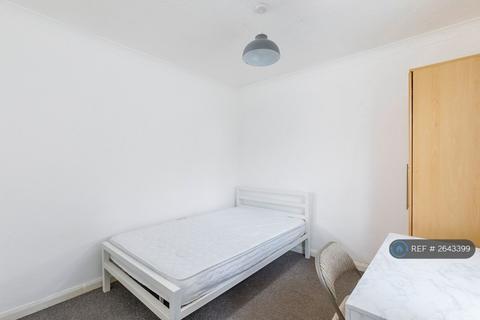 6 bedroom semi-detached house to rent, Elm Grove, Brighton, BN2