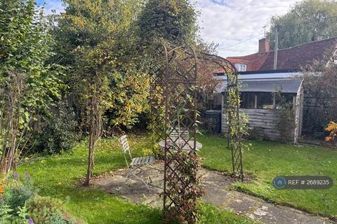 3 bedroom detached house to rent, Spains Hall Road, Braintree, CM7