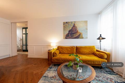 2 bedroom flat to rent, London, London, W11