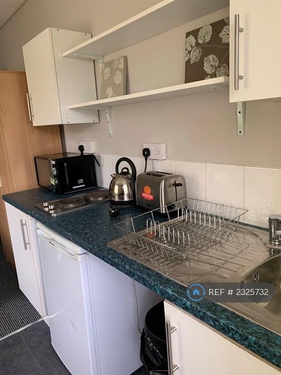 Kitchenette