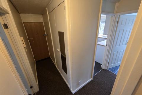 undefined, Richmond Court, Richmond Hill, Luton, Bedfordshire