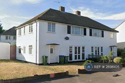 2 bedroom maisonette to rent, Mayplace Road West, Bexleyheath, DA7