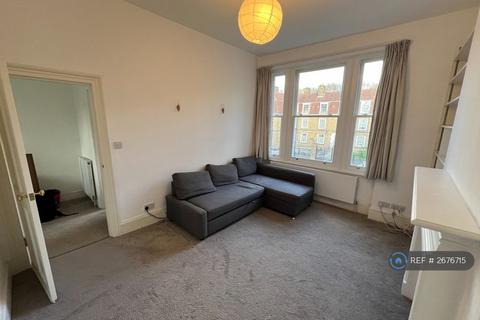3 bedroom maisonette to rent, Malvern Road, London, NW6