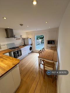 3 bedroom maisonette to rent, Malvern Road, London, NW6