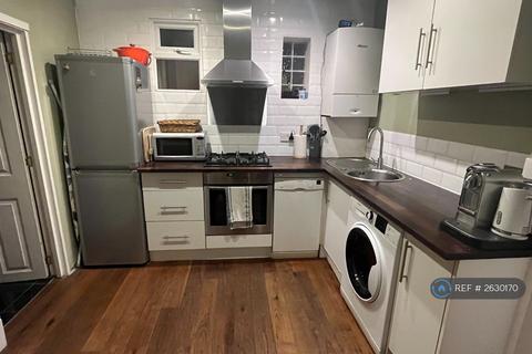1 bedroom flat to rent, Sudlow Road, London, SW18