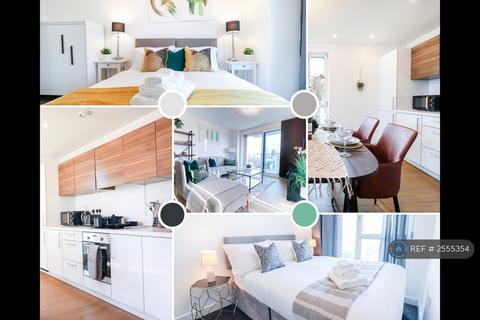 3 bedroom flat to rent, Marner Point, London, E3