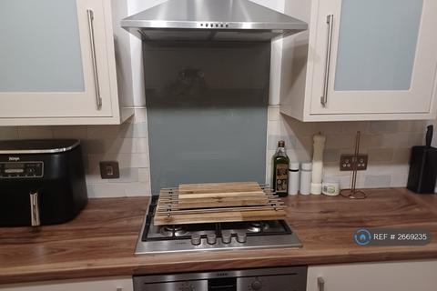 2 bedroom flat to rent, Devis Court, Beckenham, BR3