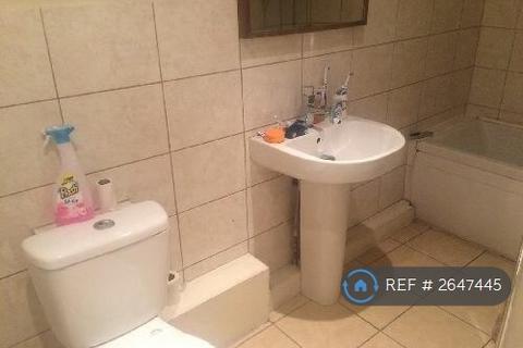 7 bedroom semi-detached house to rent, Derby Grove, Nottingham, NG7
