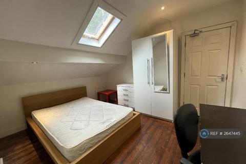 7 bedroom semi-detached house to rent, Derby Grove, Nottingham, NG7