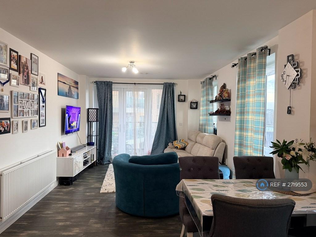 Living/Dining Room