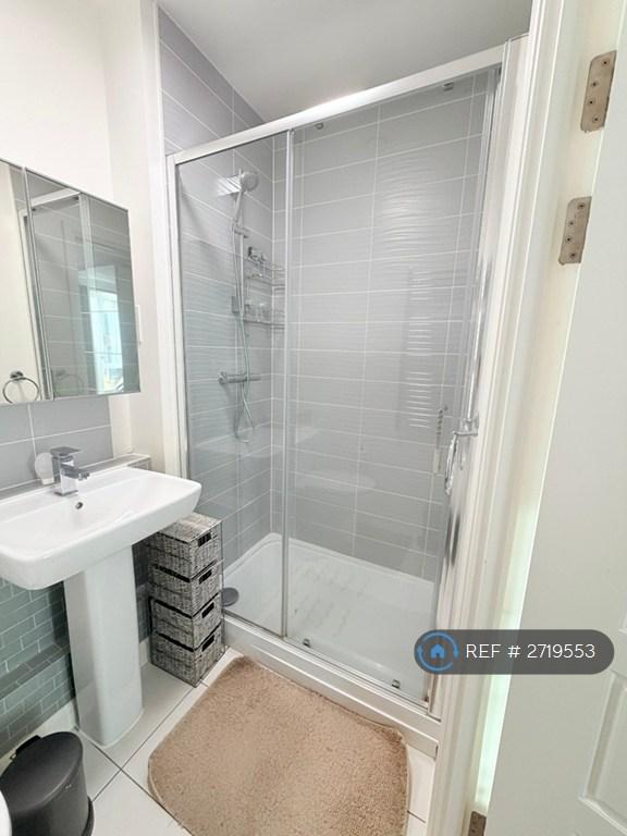 Ensuite Bath