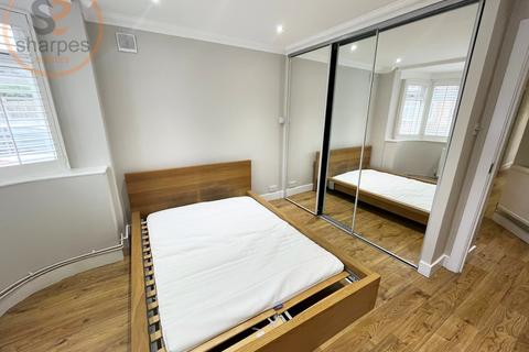 undefined, Kingsway Road, Cheam, London