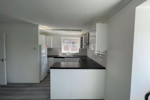 1 bedroom flat to rent, Springwood Crescent, Edgware, HA8