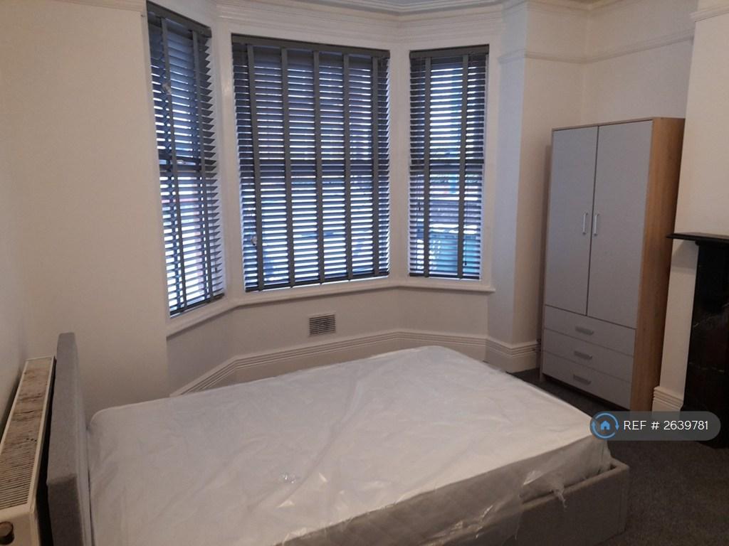 Double Bedroom