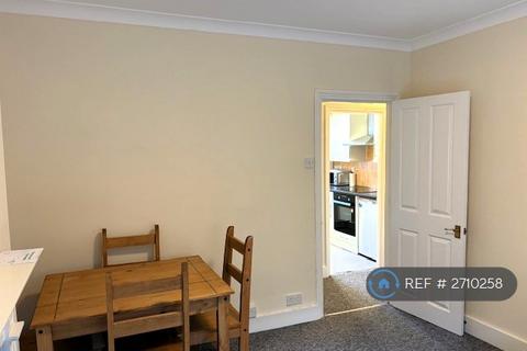2 bedroom flat to rent, Stamford Buildings, London, SW8