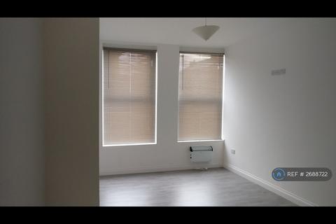 Studio to rent, Stanley Road, Bootle, L20