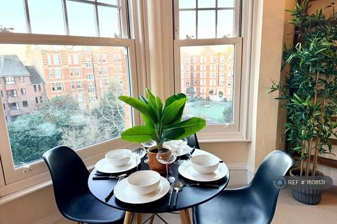 2 bedroom flat to rent, Kenilworth Court, London, SW15