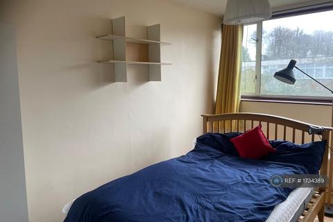 undefined, Danebury Avenue, London, SW15