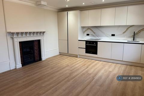 1 bedroom flat to rent, Chapel Place, Ramsgate, CT11