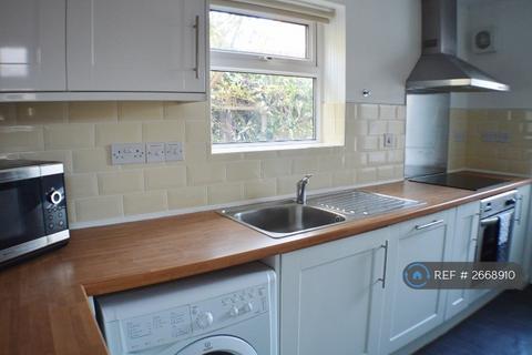 4 bedroom detached house to rent, Cloister Street, Nottingham, NG7