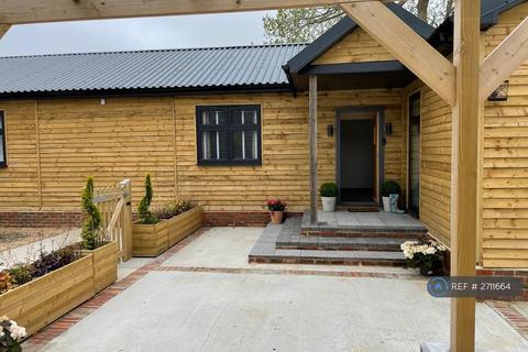 2 bedroom bungalow to rent, Ninfield Road, Ninfield, TN39