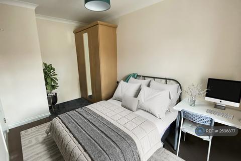 undefined, Albany Gardens, Colchester, CO2