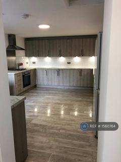 6 bedroom detached house to rent, Elm Bank Drive, Nottingham, NG3
