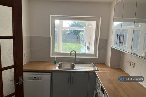 3 bedroom terraced house to rent, Bournewood Road, Orpington, BR5