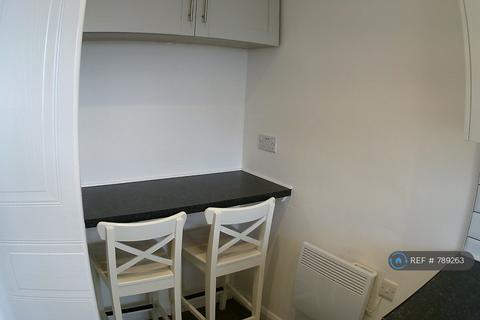 1 bedroom flat to rent, Hayfields, Knutsford, WA16