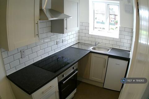 1 bedroom flat to rent, Hayfields, Knutsford, WA16