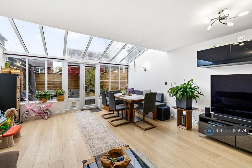 Living / Dinning Room