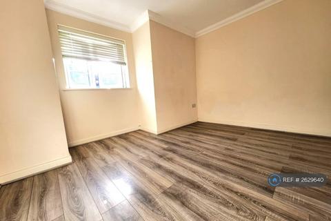undefined, Grove Road, Luton, LU1