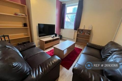 Semi-detached house - Elgin Street, Stoke-On-Trent, ST4